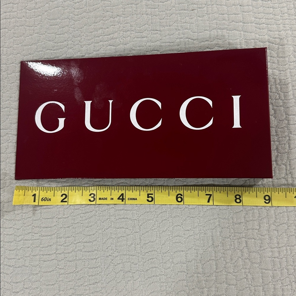 Gucci Deep Red Envelopes - Picture 4 of 7